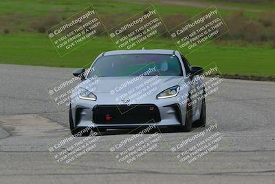 media/Dec-13-2025-OnGrid (Sat) [[98be3c0626]]/Group 1 Green/Offramp S3/